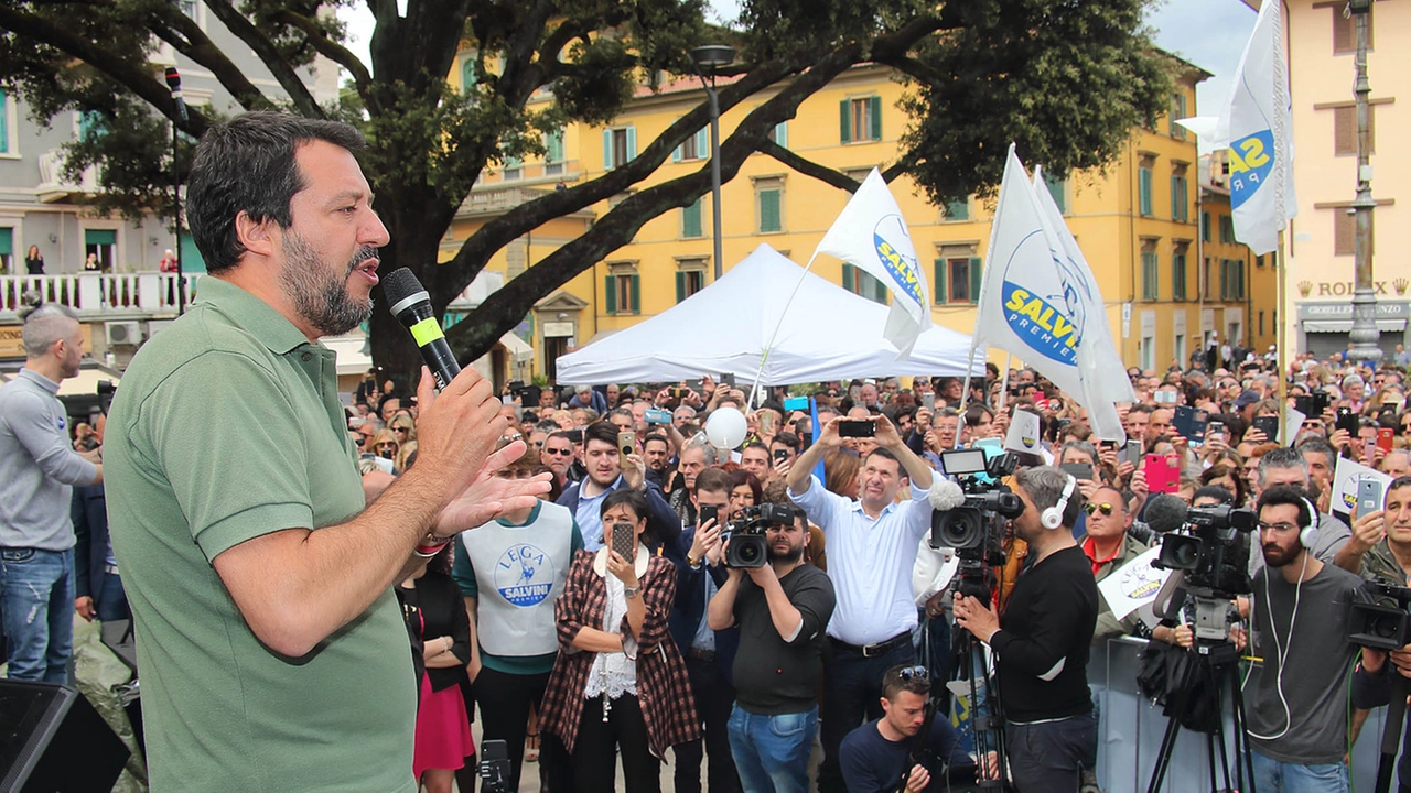 Salvini in Toscana: "Montecatini deve vivere di terme e lavoro, non di prostitute"