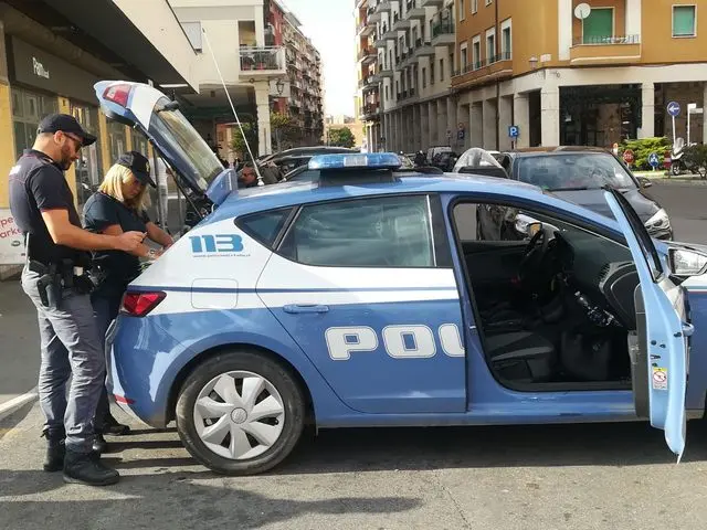 Rapina a mano armata in pieno centro a Sarzana: fermato il colpevole