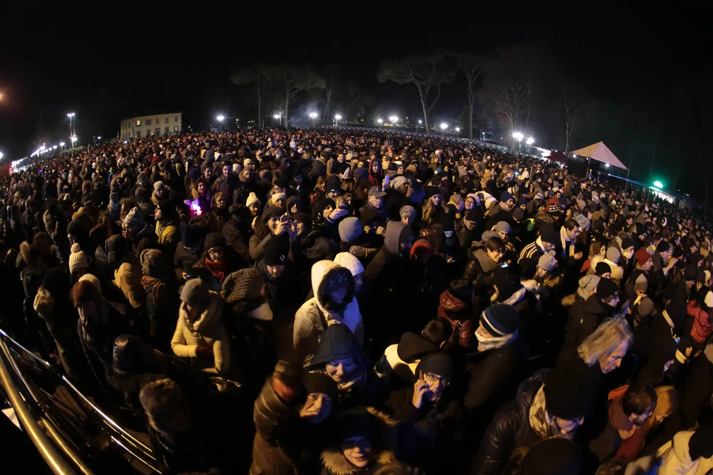 Firenze, concerto di Capodanno: no a petardi e bottiglie nell'area della festa