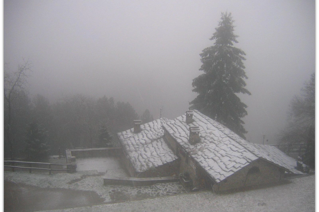 Neve a Cavarzano (da valbisenziometeo.it)