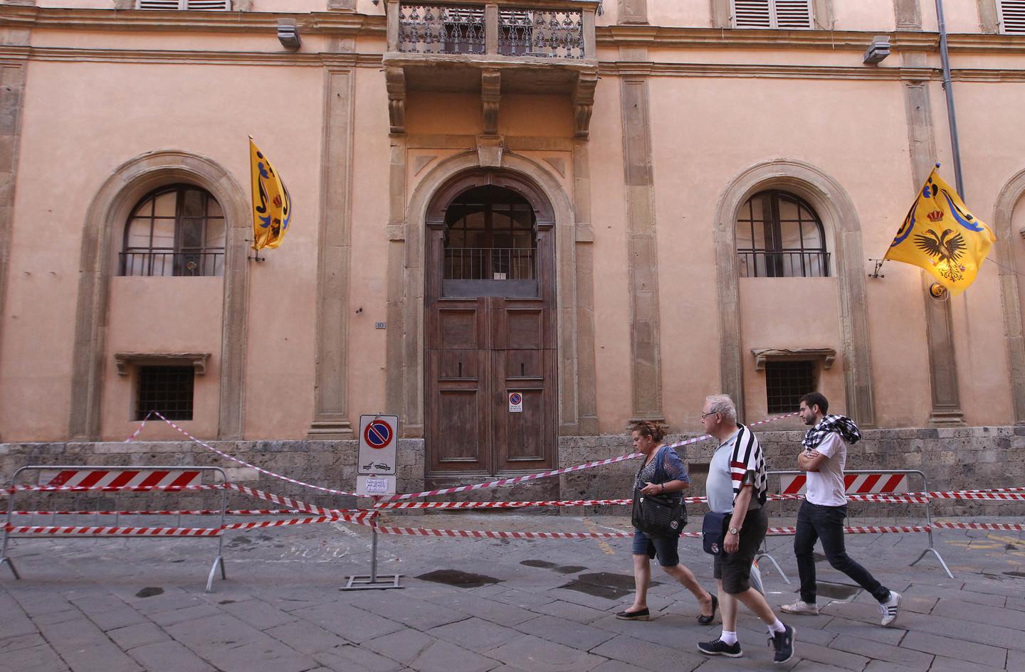 Maltempo In Toscana Disagi Per Il Vento Forte