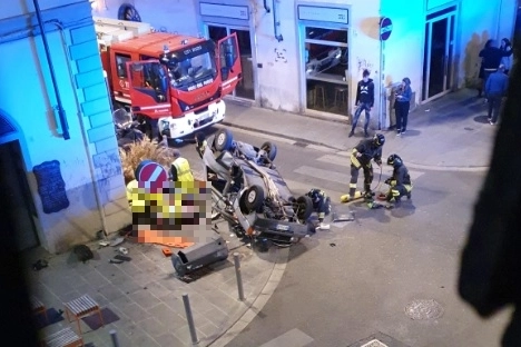 La scena dell'incidente accaduto a Firenze in via Gioberti e in cui ha perso la vita Lorenzo Brogioni