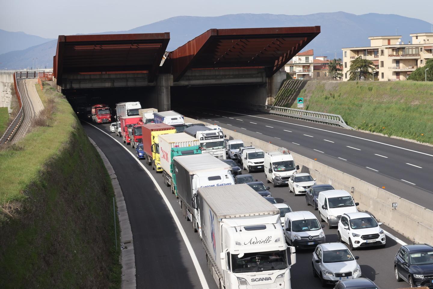 Incidente In Autostrada A1, Lunghe Code Tra Firenze Impruneta E Incisa ...