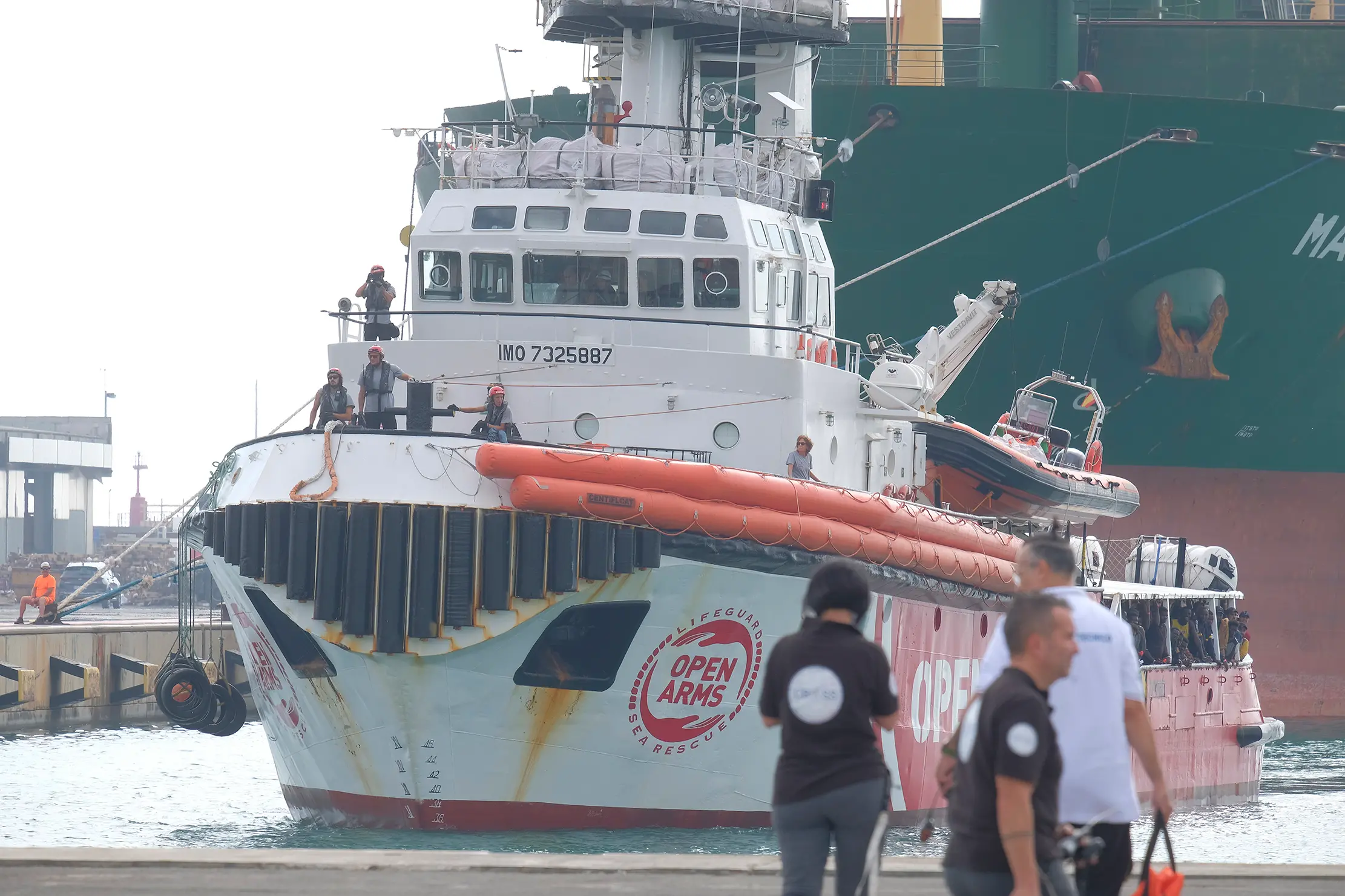 Il mare bagna Napoli? Tanta costa, mare eccellente ma pochi spazi per  accedervi liberamenteLa proposta delle piattaforme mobili anche  quest'anno finita nell'oblio - Il Giornale d'Italia