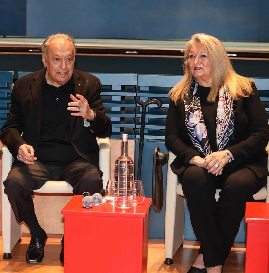 Un milione di dollari per il Teatro del Maggio Il dono in azioni Tesla di Nancy e Zubin Mehta