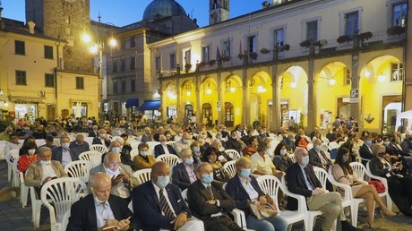 Premio Bancarella, ecco i finalisti. Domenica 18 luglio il vincitore con cerimonia