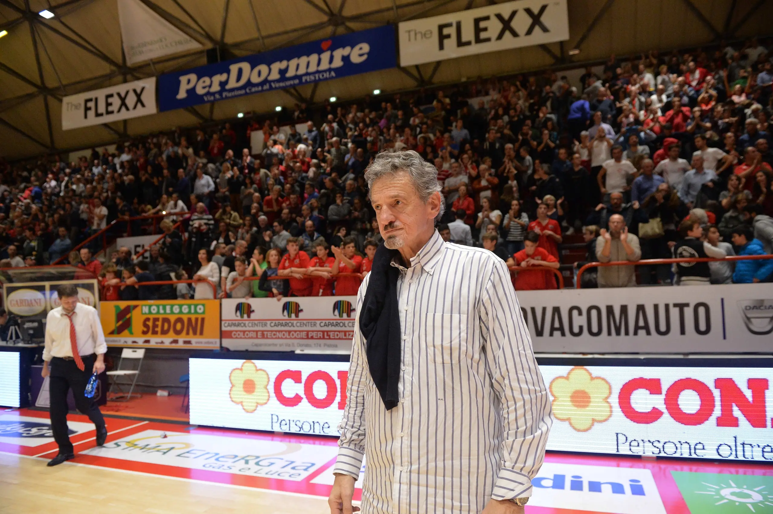 Terremoto Pistoia Basket: il presidente si dimette dopo la perquisizione