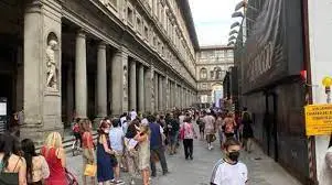 Uffizi, la Fiavet contro l'aumento del biglietto in alta stagione