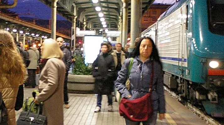 Treni, nuovo orario nel mirino: "Una sola corsa per Firenze. Cittadini sempre più isolati"
