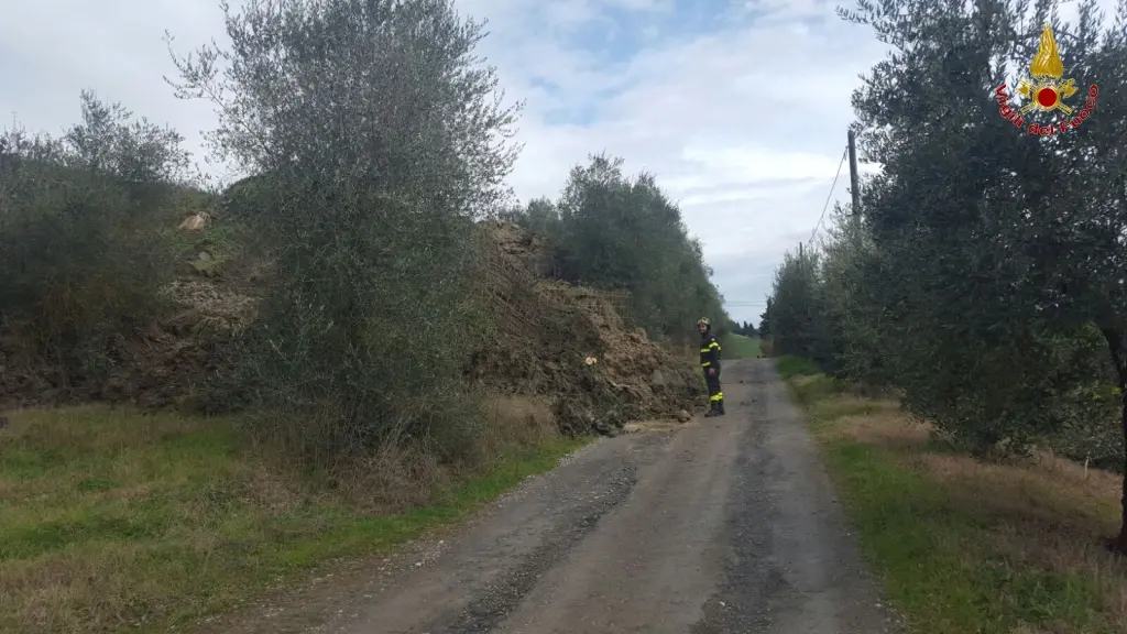 Maltempo, smottamento a Castelfiorentino