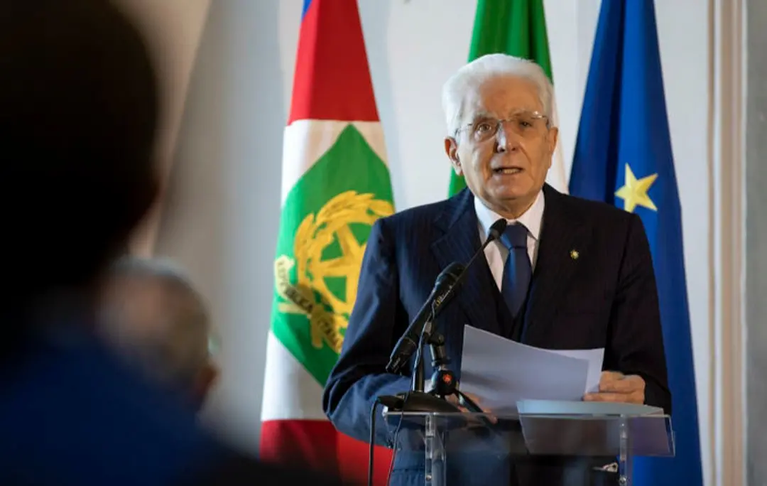 Pestaggi al liceo Michelangiolo, Mattarella: “La civiltà è una diga contro la violenza”