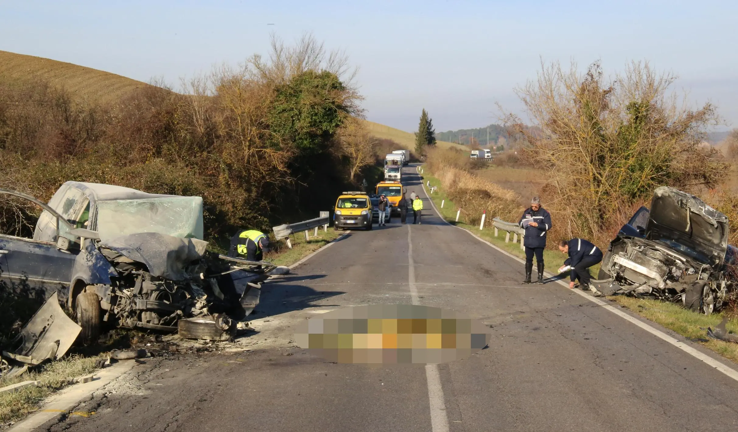 Muore Padre Di Quarantun’anni. Terribile Frontale Tra Due Auto. La 439 ...