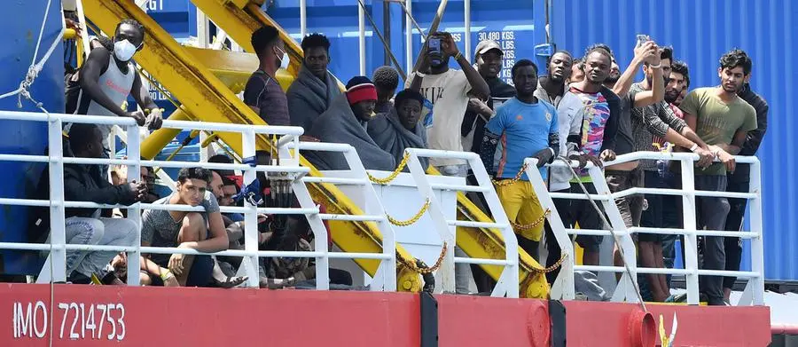 Migranti, da Livorno saranno ricollocati in tre regioni