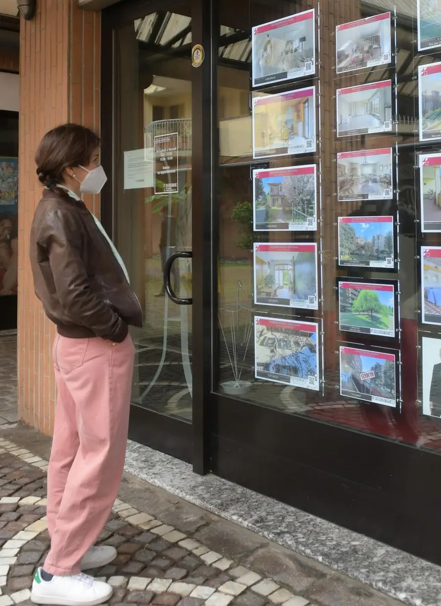 Rifiuti inquinanti, trema il mercato immobiliare