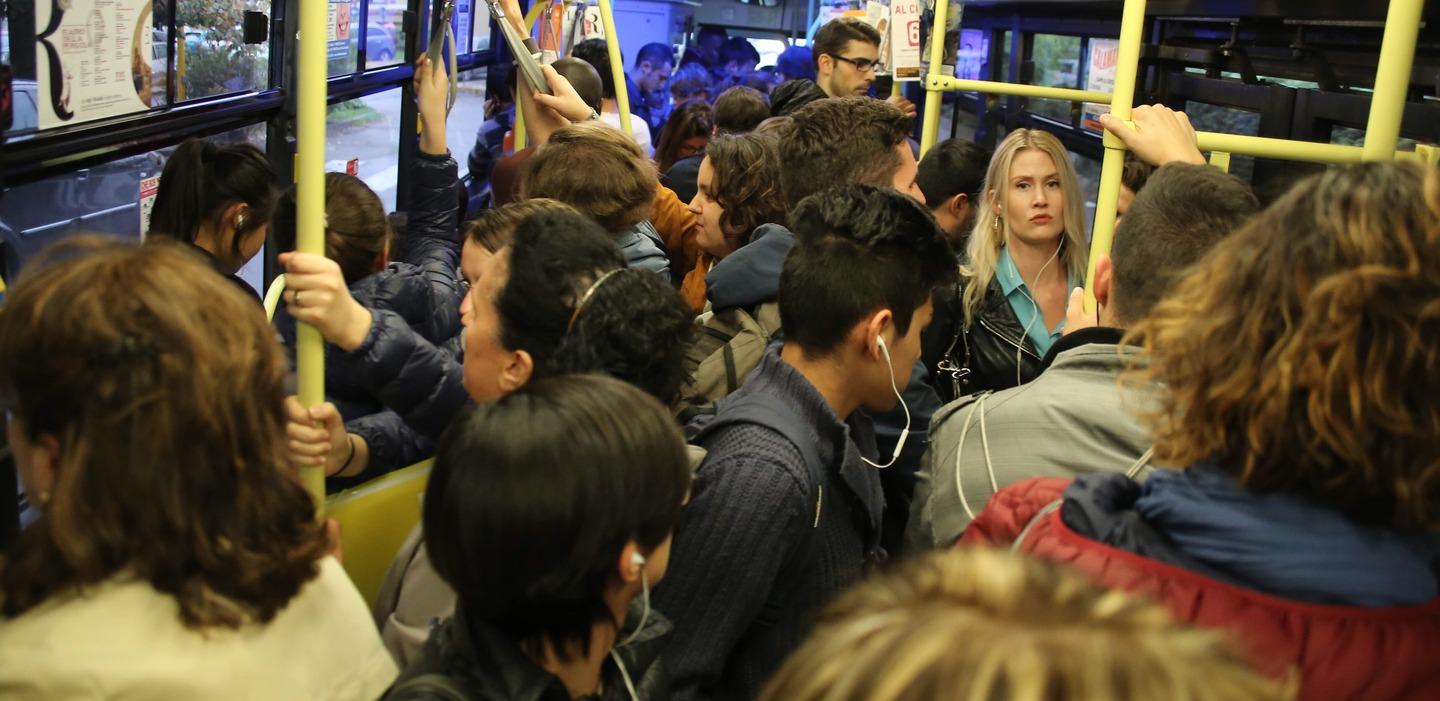 Io, intrappolata sul bus. Vi racconto il mio inferno