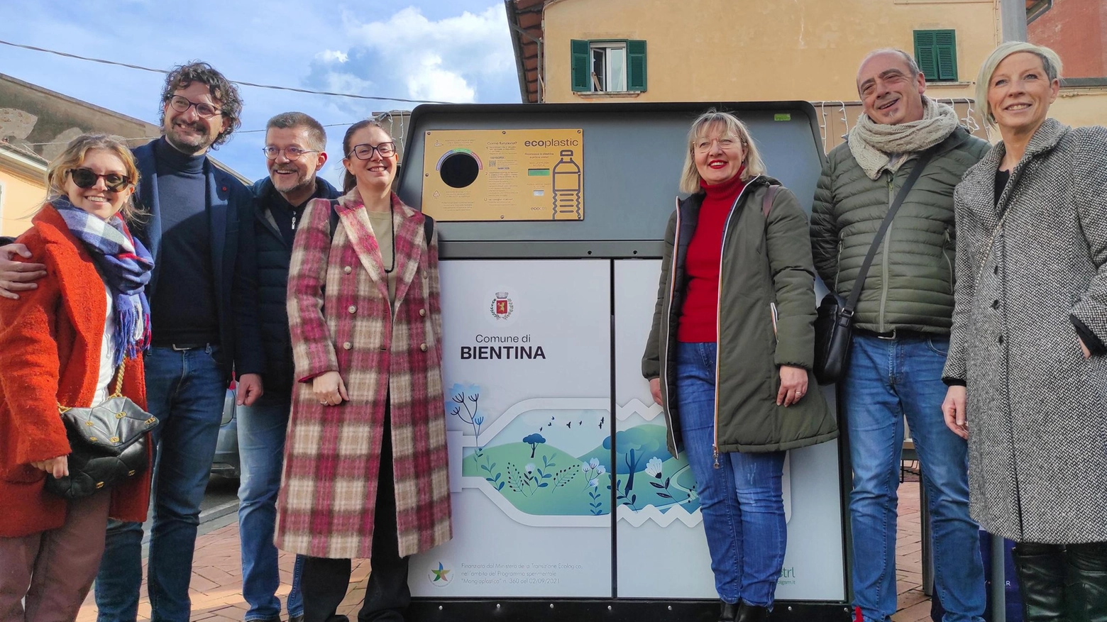 Tanti premi ecologici con la “mangiaplastica“