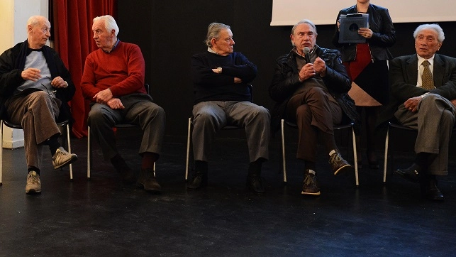 Sarti (primo a sinistra) con Orzan, Magnini, Carpanesi e Parigi