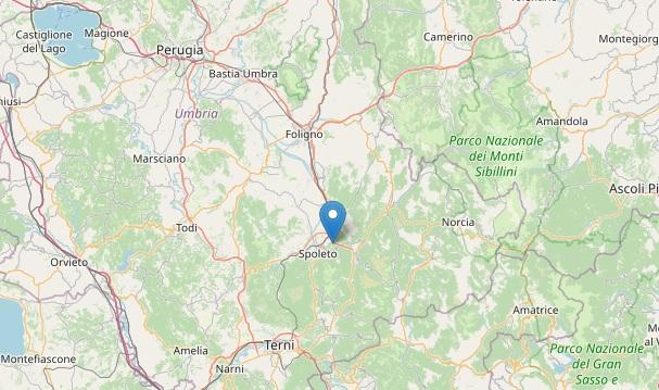 Terremoto In Umbria, Sciame Sismico E Persone In Strada Nella Notte ...