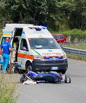 Grave incidente a Fornaci: motociclista trasportato a Firenze in elicottero