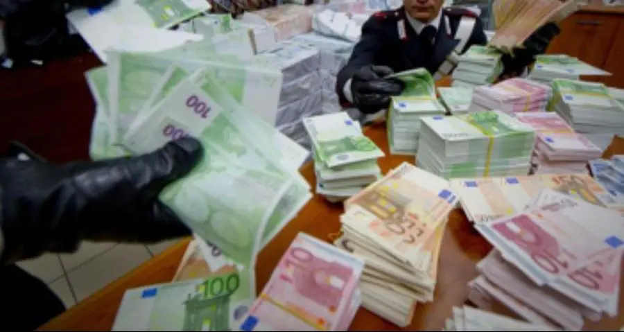 Banconote false, smantellato traffico internazionale: 6 arresti e 50  indagati