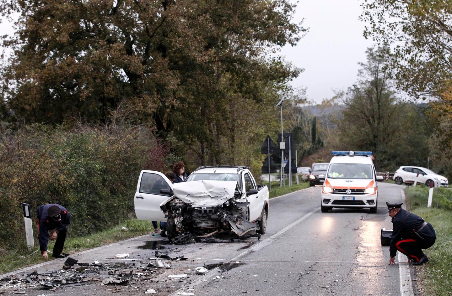 Incidente Mortale Sulla Provinciale Perdono La Vita Un Uomo E Una Donna 1221