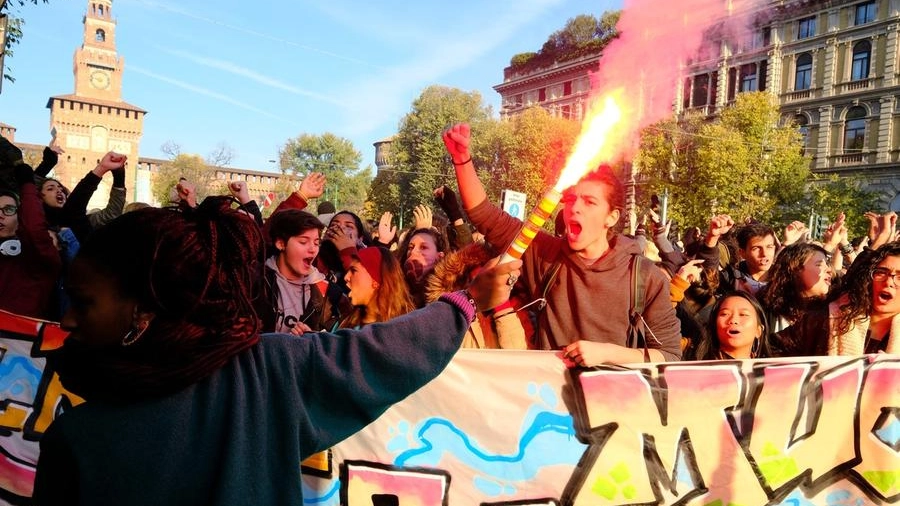 ALTERNANZA SCUOLA LAVORO: torna la protesta studentesca