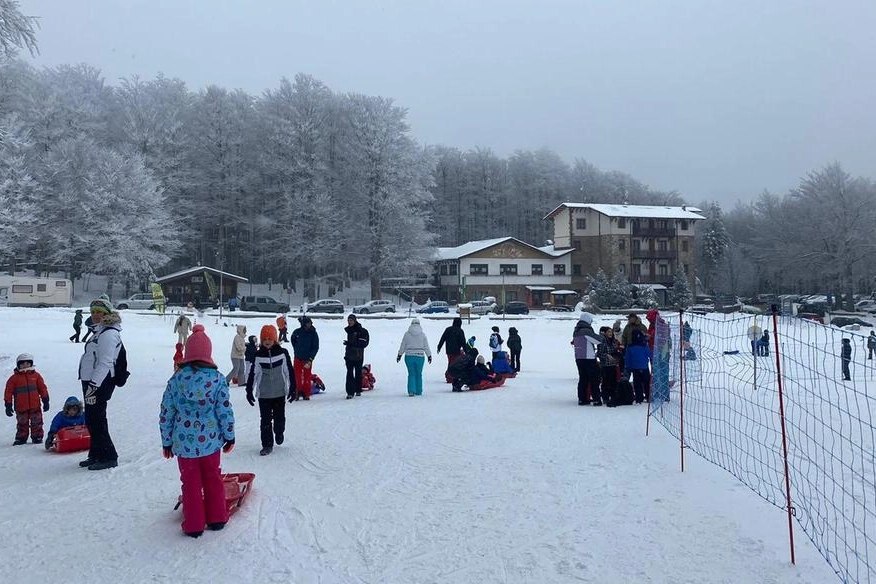 L’arrivo della neve ha richiamato sull’Amiata migliaia di amanti dello sci