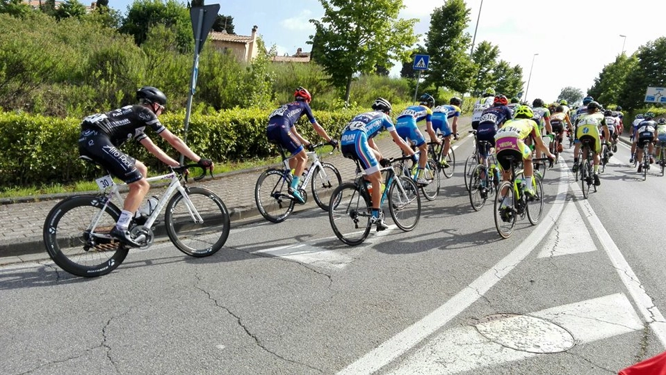 Ciclisti in strada (foto di repertorio)