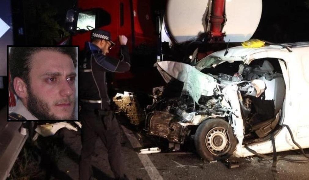 Gabriele Bertuccelli Morto A 40 Anni In Un Incidente Tragica Trasferta Di Lavoro Camaiore 6368