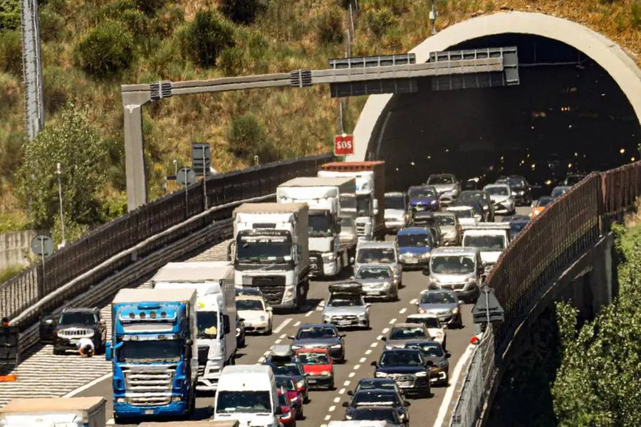 Autostrade, finisce l'incubo: Firenze Sud - Firenze Scandicci torna a tre corsie