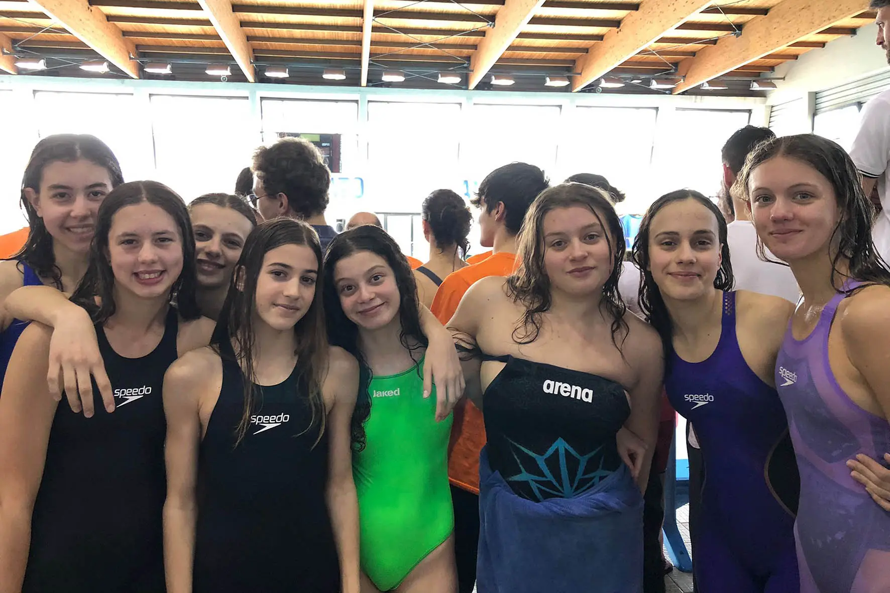 La Chimera Nuoto debutta al campionato regionale giovanile con sei