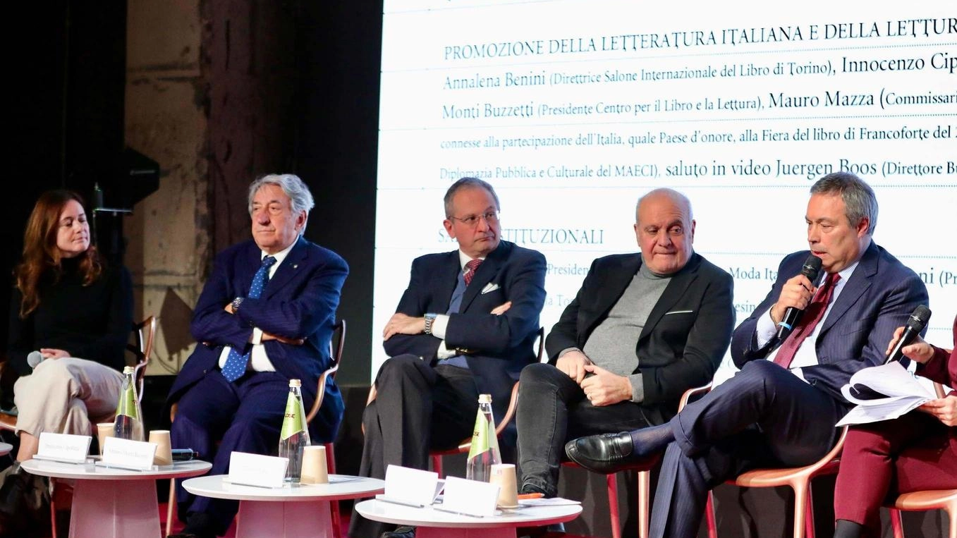 Testo: "La lettura è un esercizio collettivo, unisce"