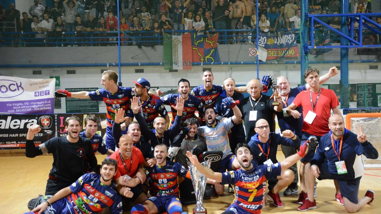 Hockey su pista: il Forte dei Marmi festeggia la Supercoppa