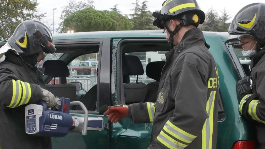 Vigili del fuoco sulla scena di un incidente (Foto di repertorio)