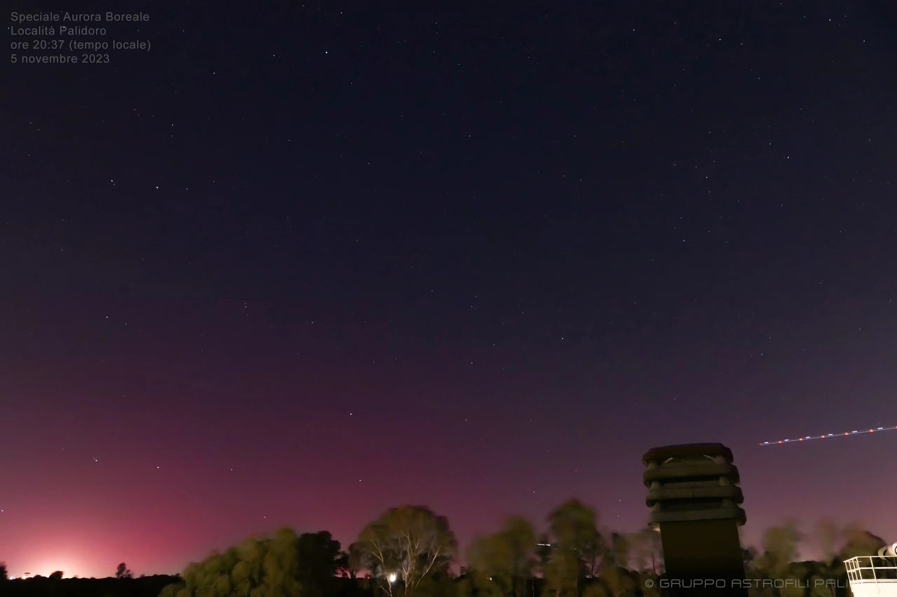 L'aurora boreale a Palidoro, nel Lazio