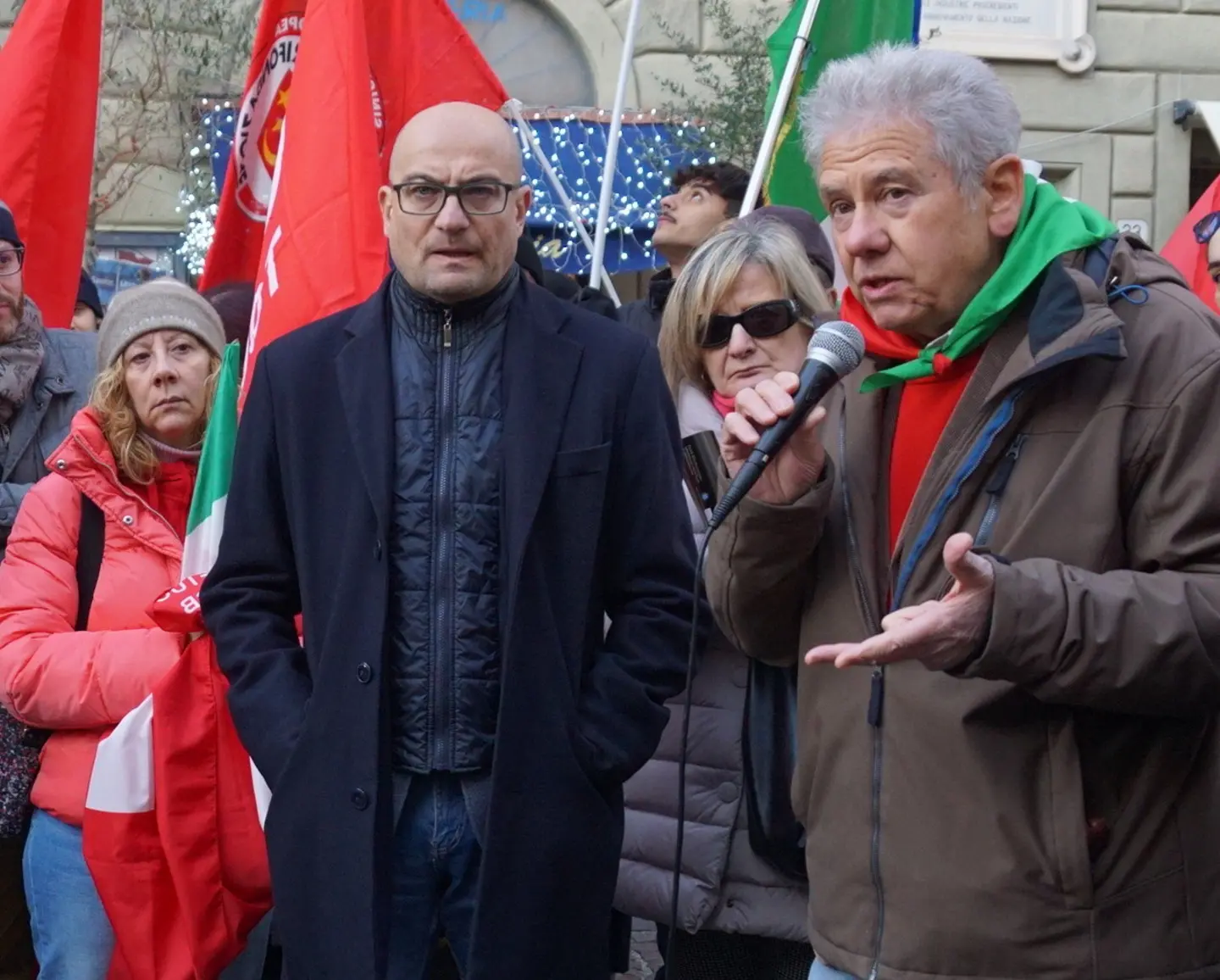 Notifica del Comune: "CasaPound? Divieto di utilizzo"