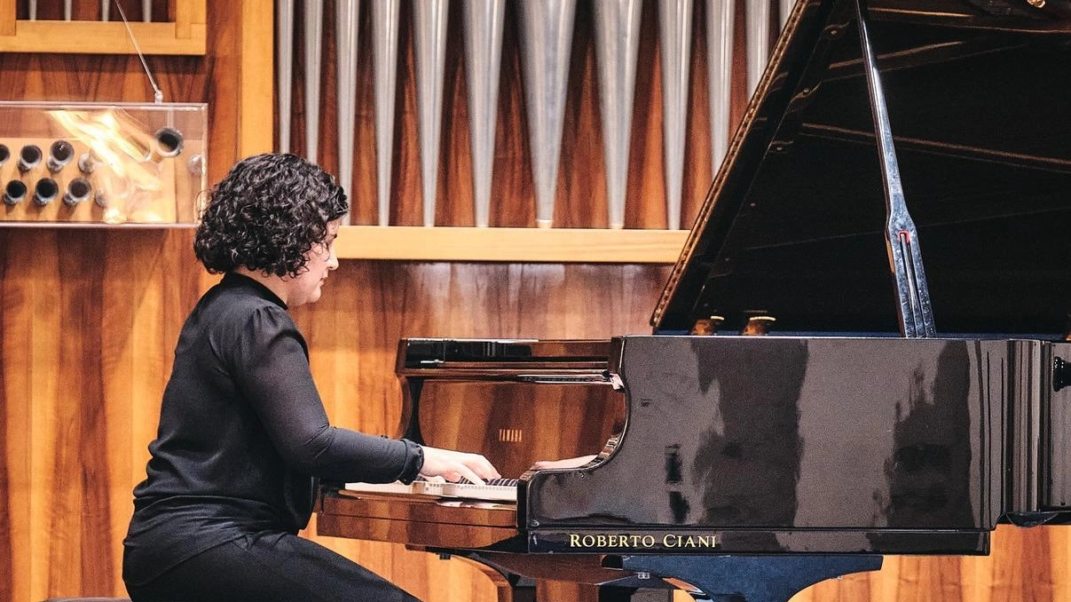 La giovane pianista   Beatrice Cori   in concerto alla Camu