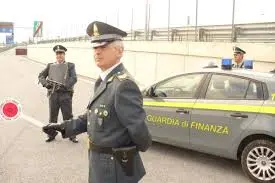 Guardia di Finanza, ricostruita evasione milionaria