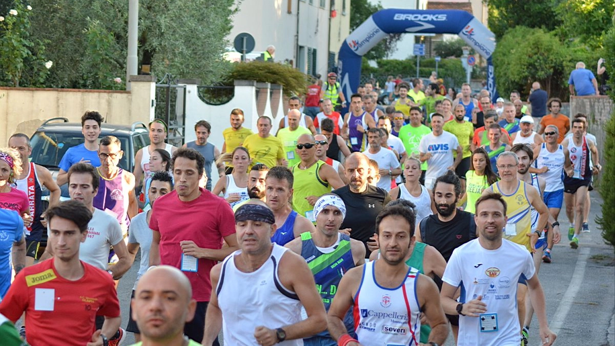 Il trofeo Pizza al Ponte (foto Regalami un sorriso onlus)