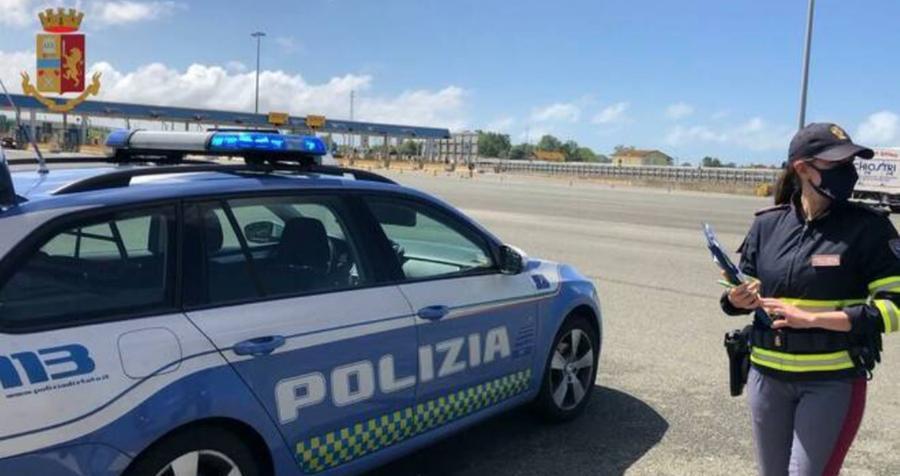 Autostrada Perugia Bettolle Raccordo Chiuso Per La Rimozione Di Materiale Liquido