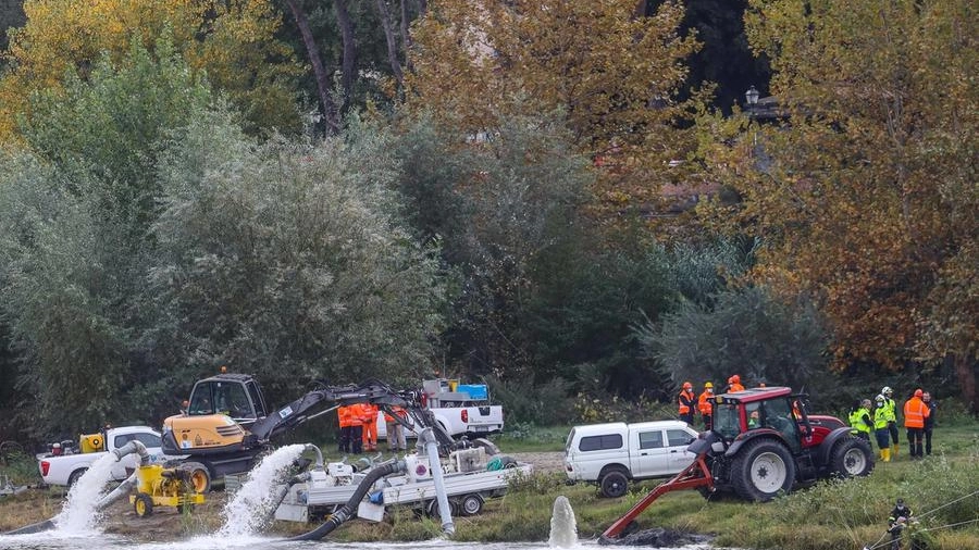 L'esercitazione della protezione civile (foto Giuseppe Cabras/New Press Photo)