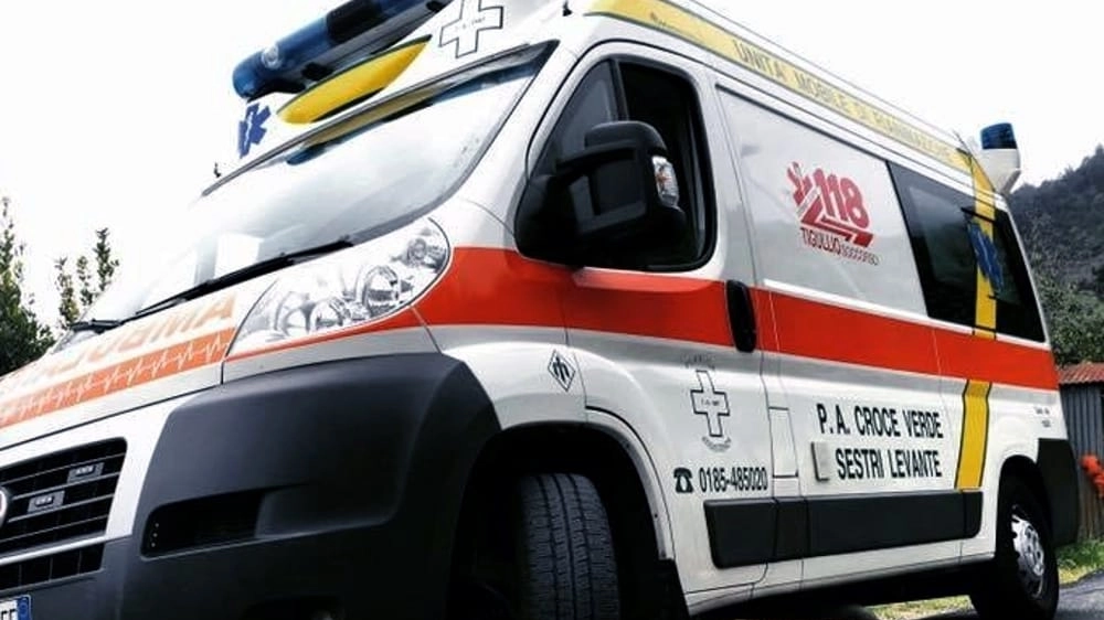 Un'ambulanza della Croce Verde di Sestri Levante