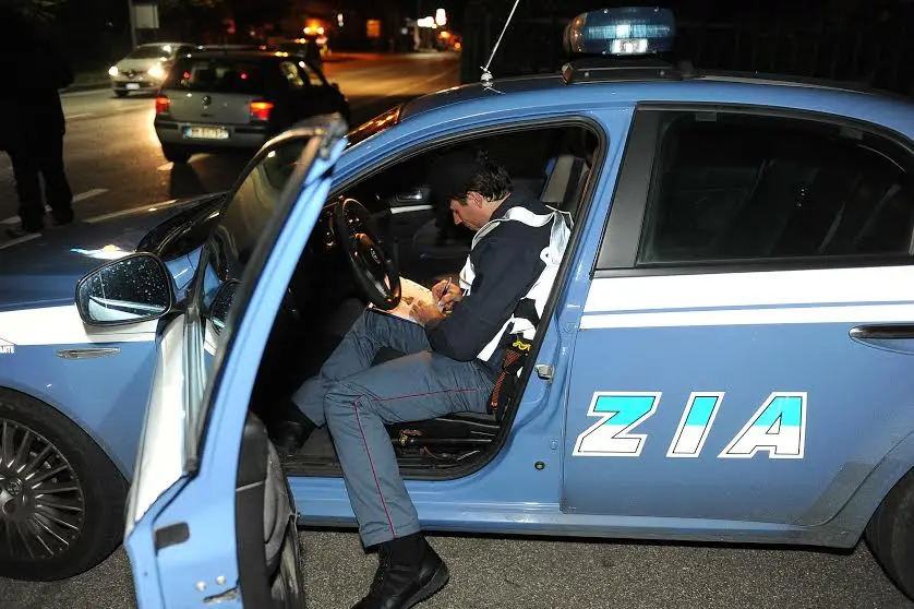 Polizia chiude due night