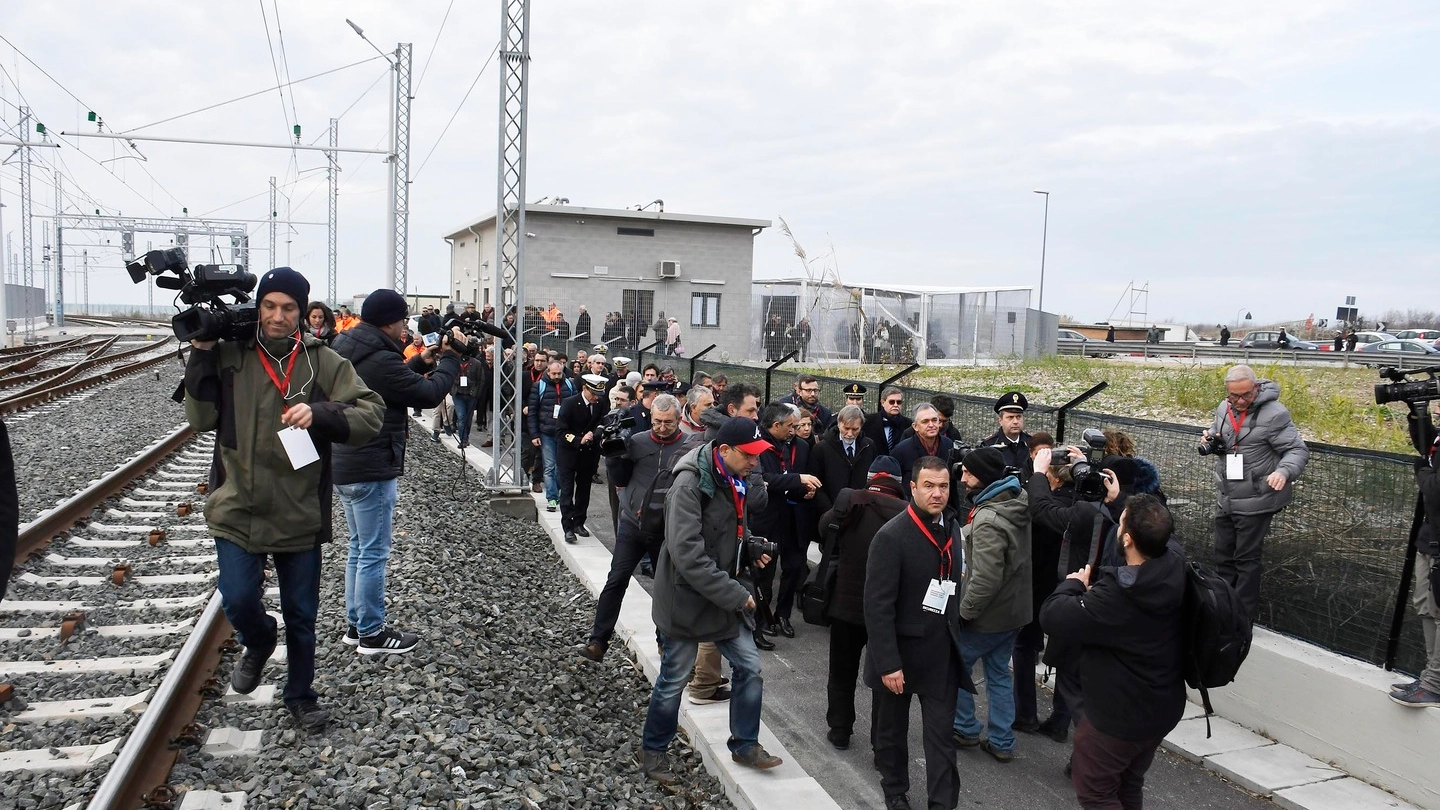 L'inaugurazione del nuovo terminal ferroviario (foto Novi)