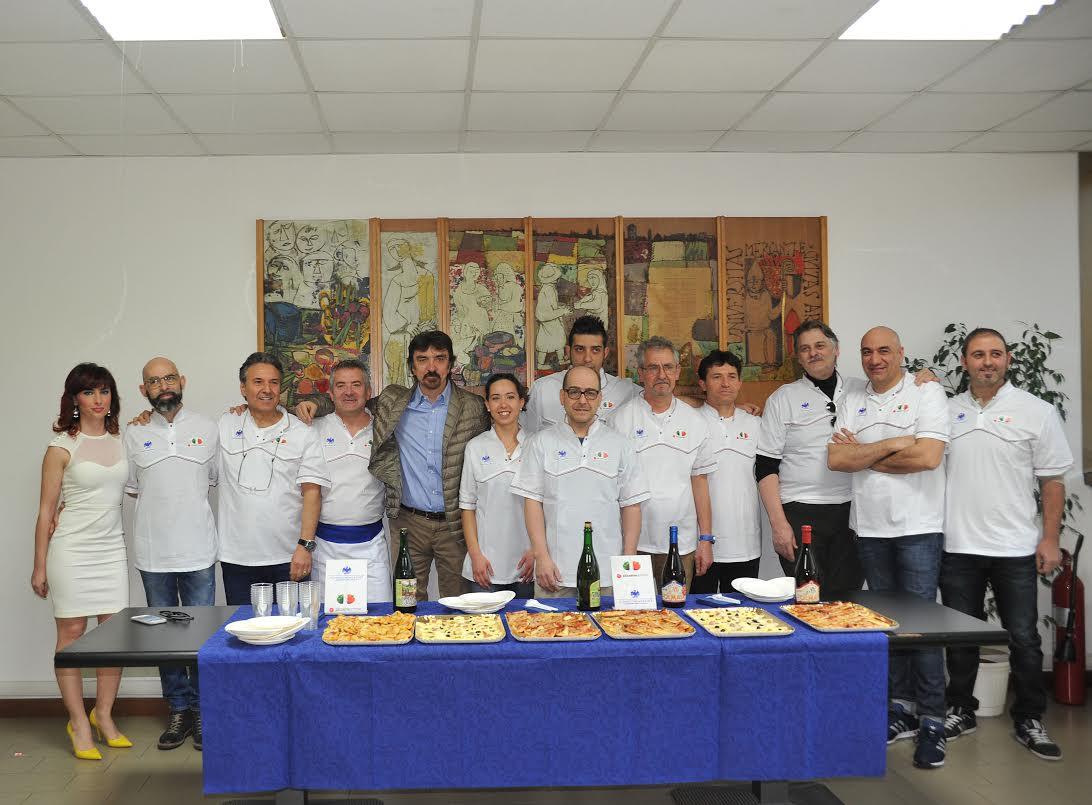 Arezzo batte Napoli. Nasce la prima associazione pizzaioli