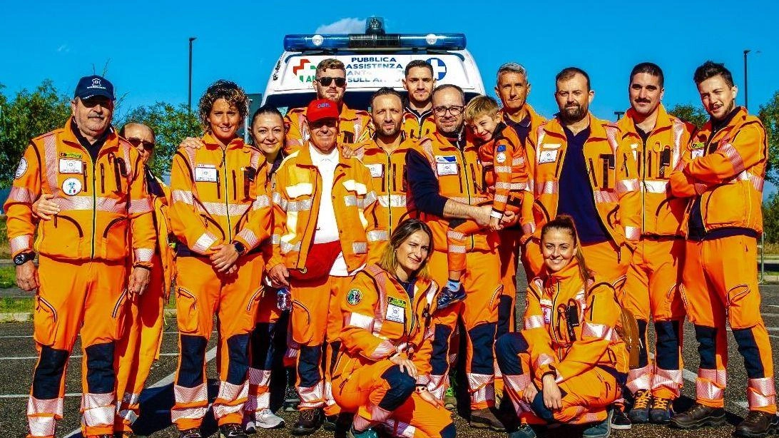 Dieci superano l’esame per autisti di ambulanze. Il ricordo di Valter Salani