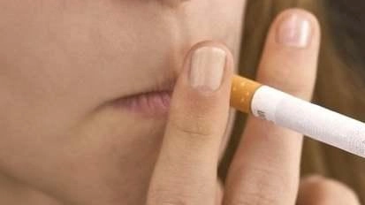 Il 9% delle quindicenni fuma ogni giorno