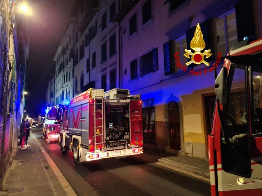 Fuga Di Gas Esplosione In Casa Evacuati I Residenti