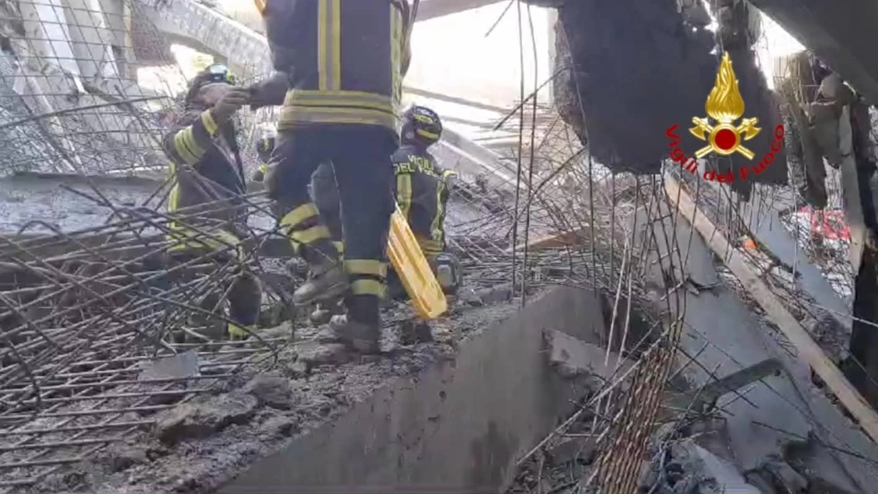 Il crollo del cantiere in via Mariti 