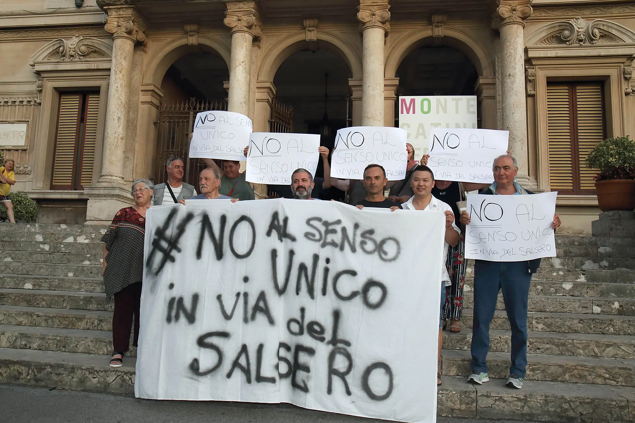 Via del Salsero, il Comune conferma il senso unico